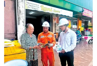 Tăng cường đảm bảo an toàn điện mùa mưa bão