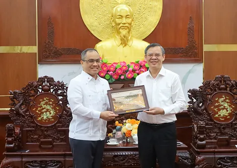 Lãnh đạo TP Cần Thơ tiếp Đại sứ Philippines tại Việt Nam