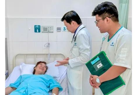 Can thiệp thành công bệnh tim bẩm sinh bằng kỹ thuật ít xâm lấn cho bệnh nhân trì hoãn điều trị nhiều năm