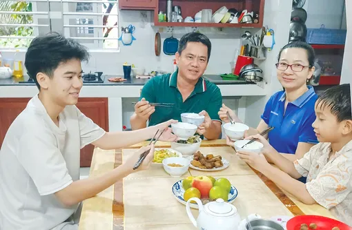 'Bếp ấm - nhà êm'