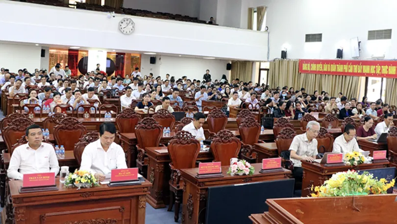 Gần 300 cán bộ, công chức, viên chức được tập huấn sử dụng các công cụ AI
