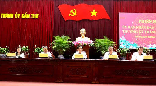 Kinh tế - xã hội thành phố tiếp tục chuyển biến tích cực
