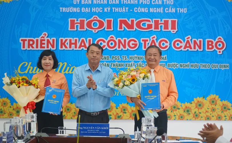 Bà Đỗ Thị Tuyết Nhung được giao quyền Hiệu trưởng Trường Đại học Kỹ thuật - Công nghệ Cần Thơ