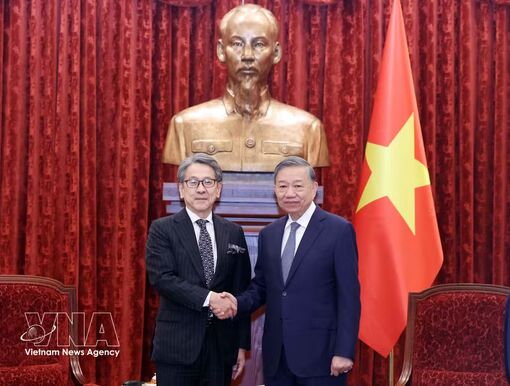 Top Vietnamese leader receives Chairman of Japan Bank for International Cooperation