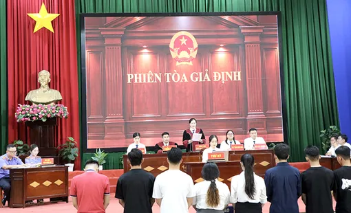 Hơn 500 đoàn viên, sinh viên theo dõi “Phiên tòa giả định” về tội phạm ma túy