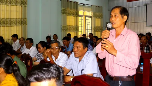 Lắng nghe nông dân nói