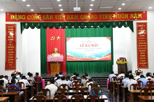 ឃុំ​ឡុង​ភូ បង្ហាញ​ទម្រង់ "ផែន​ទី​សុខុ​មាល​ភាព​សង្គម​ឌីជី​ថល​"