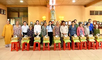 Kết nối những tấm lòng