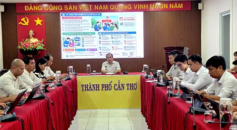 60 ngày đi từng ngõ, gõ từng nhà, hướng dẫn từng người dân kỹ năng số, sử dụng các dịch vụ số