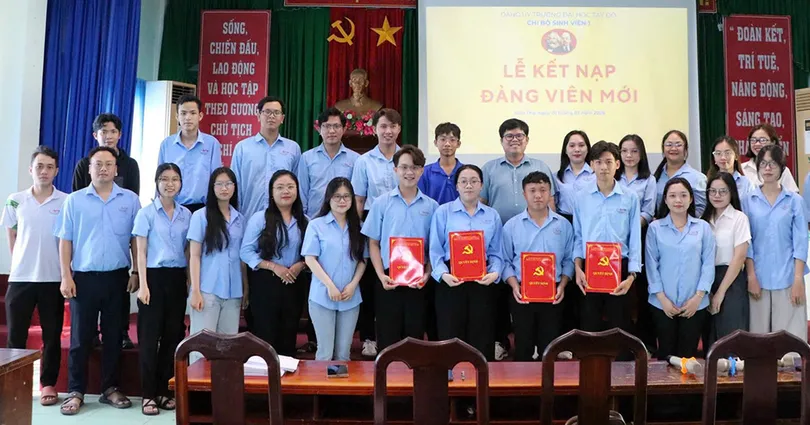 Lan tỏa việc học tập và thực hành theo gương Bác trong sinh viên