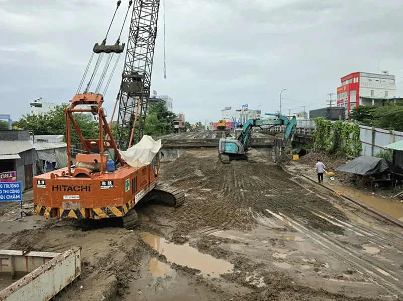 Cầu Kênh Ngang thi công đạt tiến độ hơn 40%