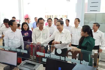 Bài 1: Từ “những mảnh ghép” đến một bộ máy thống nhất
