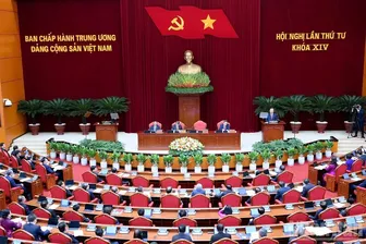 Ngày làm việc thứ hai Hội nghị lần thứ tư Ban Chấp hành Trung ương Đảng khóa XIV