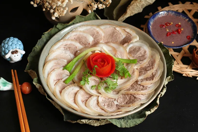 តិច​និក​ស្ងោរ​សាច់​ជ្រូក​ក្រ​អូប ស​ស្រួយ​ឆ្ងាញ់