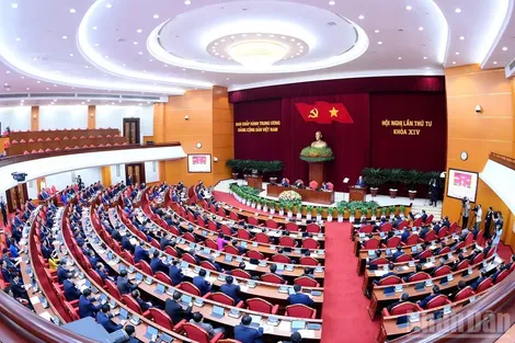 Ngày làm việc thứ ba Hội nghị lần thứ tư Ban Chấp hành Trung ương Đảng khóa XIV