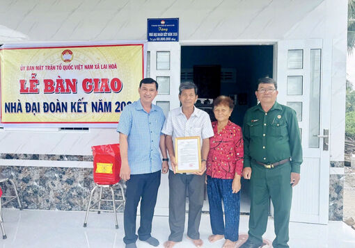 ពី​ដំ​បូល​ផ្ទះ​កក់​ក្ដៅ​ រហូត​ដល់​មុខ​របរ​ចិញ្ចឹម​ជីវិត​  ផ្តល់​ទី​បង្អែក​សម្រាប់​ជន​រួម​ជាតិ​ខ្មែរ​
