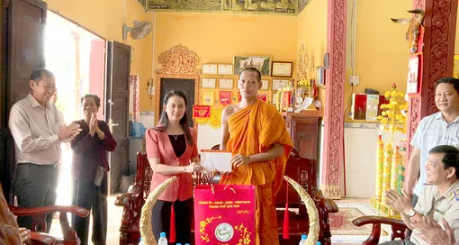 Đồng bào Khmer tiếp tục góp sức xây dựng quê hương ngày càng phát triển