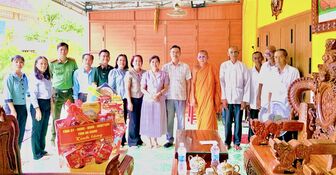 ពិ​ធី​បុណ្យ​សែន​ដូន​តា​ ពង្រឹង​ផែន​មហា​សាមគ្គី​ទូ​ទាំង​ជន​ជាតិ​