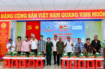 ភាព​កក់​ក្តៅ​នៃ​រដូវ​បុណ្យ​សែន​ដូន​តា​នៅ​តំ​បន់​ព្រំ​ដែន​សមុទ្រ​