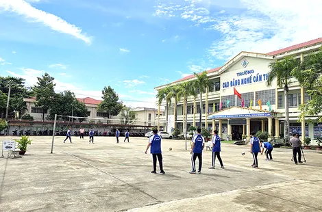 Sáp nhập Trường Cao đẳng nghề Sóc Trăng vào Trường Cao đẳng nghề Cần Thơ