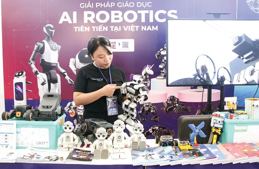 Doanh thu lĩnh vực công nghiệp công nghệ số tăng hơn 32%