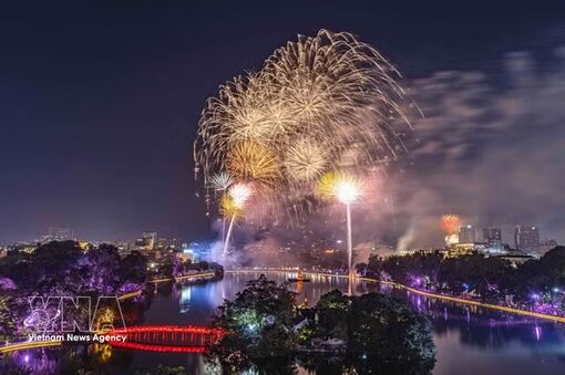 Fireworks to light up Hanoi's sky for Capital Liberation Day