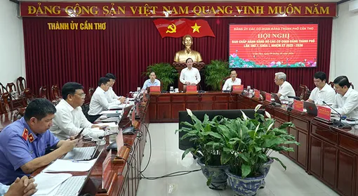 Học tập và thực hành tư tưởng, đạo đức, phương pháp, phong cách Hồ Chí Minh phải gắn với nhiệm vụ của từng cán bộ, đảng viên
