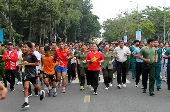 Hơn 5.000 người tham gia Lễ phát động “Mỗi người dân lựa chọn ít nhất một môn thể thao” tại Cần Thơ