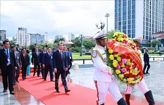 Thủ tướng Lê Minh Hưng đặt vòng hoa tại Đài Độc lập, Đài tưởng niệm cố Quốc vương Norodom Sihanouk, Đài Hữu nghị Campuchia - Việt Nam