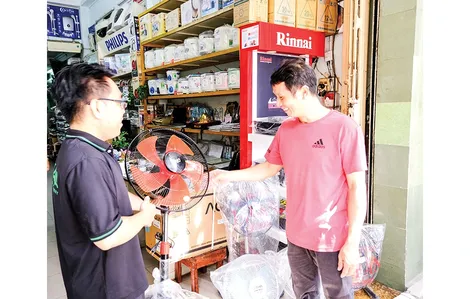 Quạt điện, máy lọc không khí: Thêm tiện ích cho không gian sống