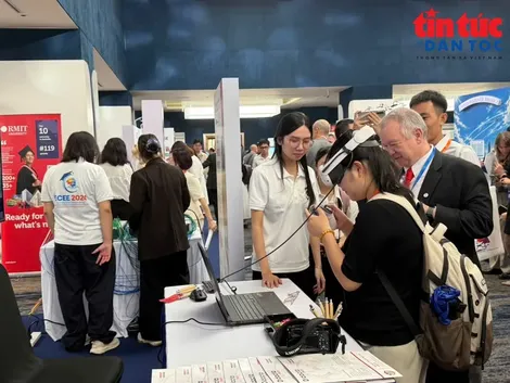 Góc nhìn mới về an toàn cho trẻ em thời AI