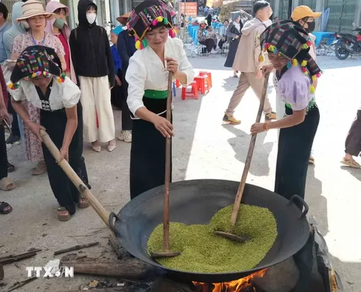 Đặc sắc Lễ hội Cốm Co Giàng của người Thái ở Lai Châu