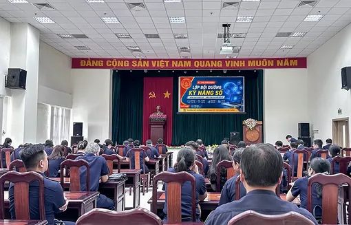 Chuyển đổi số, xây dựng Hải quan hiện đại