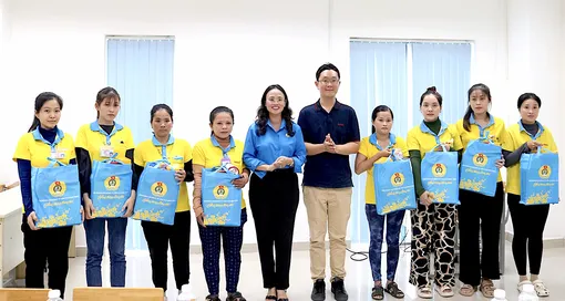 LĐLĐ TP Cần Thơ thăm, làm việc tại Công ty TNHH Unipax Vị Thanh