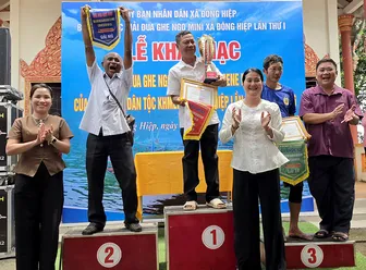 Xã Đông Hiệp tạo dấu ấn đẹp từ lần tổ chức giải đua ghe Ngo mini đầu tiên
