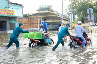 Tập trung ứng phó, hạn chế thấp nhất thiệt hại do triều cường