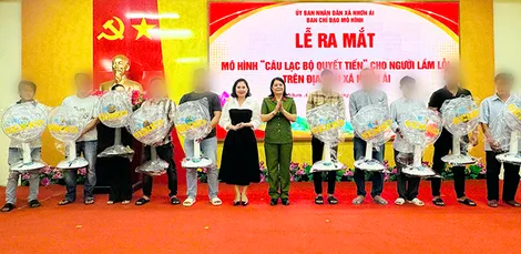 Công an xã Nhơn Ái ra mắt mô hình “Câu lạc bộ Quyết tiến” cho người lầm lỗi