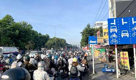 Bảo vệ sức khỏe người lao động trong bối cảnh biến đổi khí hậu và ô nhiễm