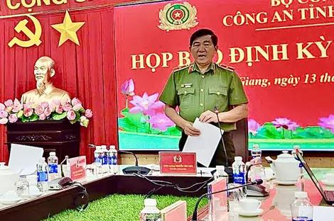 Triệt xóa đường dây lừa đảo qua mạng hàng ngàn tỉ đồng nhắm vào ngành du lịch Phú Quốc