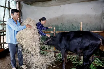 Tiếp thêm nguồn lực giúp đồng bào dân tộc Khmer nâng cao đời sống