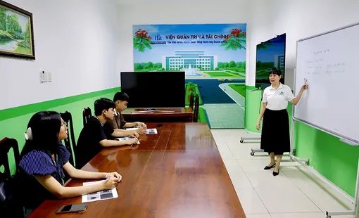 Hơn 102.000 lao động Việt Nam làm việc ở nước ngoài theo hợp đồng
