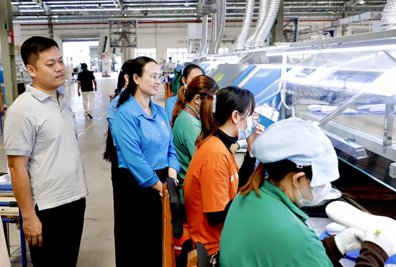 Liên đoàn Lao động TP Cần Thơ nắm tình hình hoạt động Công đoàn tại doanh nghiệp