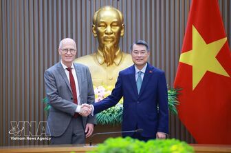PM welcomes Hamburg city’s investments in green transition, renewable energy