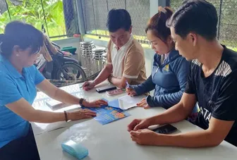 Khơi sức dân, quy tụ lòng dân: Từ mô hình vận động bảo hiểm xã hội tự nguyện đến chiến dịch định danh điện tử ở xã Hiệp Hưng