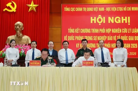 Phối hợp nghiên cứu lý luận - thực tiễn về quốc phòng trong tình hình mới