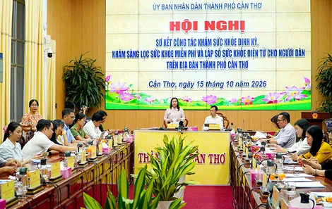 Đẩy nhanh tiến độ khám sức khỏe toàn dân và lập sổ sức khỏe điện tử những tháng cuối năm