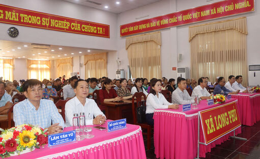 បើក​យុទ្ធ​នា​ការ​ពិ​និត្យ​សុខ​ភាព​តាម​កាល​កំ​ណត់​ ពិ​និត្យ​សម្រាំង​សុខ​ភាព​ដោយ​ឥត​គិត​ថ្លៃ​ និង​បង្កើត​សំណុំ​ឯក​សារ​សុខ​ភាព​អេឡិច​ត្រូ​និកជូន​ប្រ​ជា​ជន​