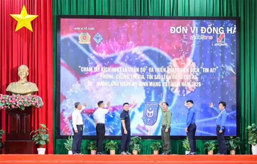 Tăng cường bảo vệ nền tảng tư tưởng của Đảng, củng cố "thế trận lòng dân" và dấu ấn chuyển đổi số của Công an Cần Thơ