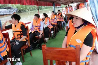 Đánh thức tiềm năng du lịch văn hóa miền sông nước Vĩnh Long