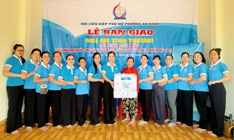 Phụ nữ An Bình tích cực tham gia bảo vệ nền tảng tư tưởng của Đảng